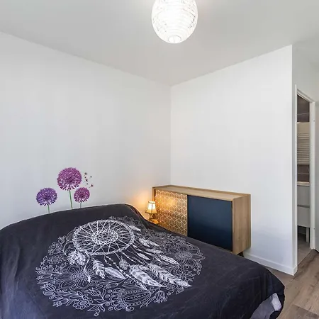 Neuf Avec 3 Chambres, Terrasse Et Parking, A 5 Min Du Centre De - Fr-1-401-298 Cauterets
