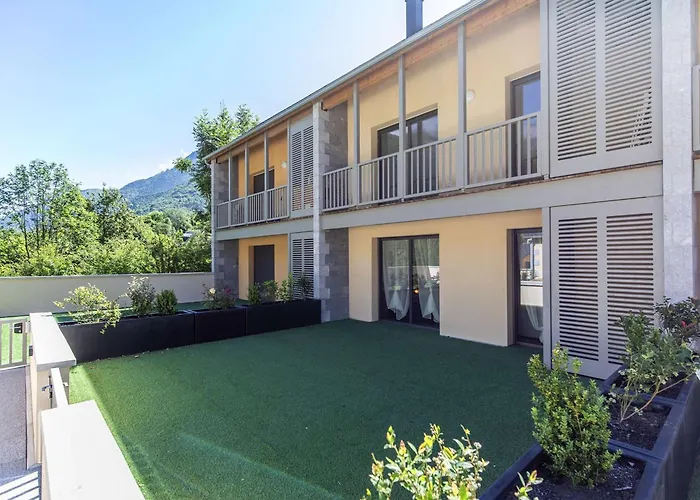 Neuf Avec 3 Chambres, Terrasse Et Parking, A 5 Min Du Centre De - Fr-1-401-298 科特雷