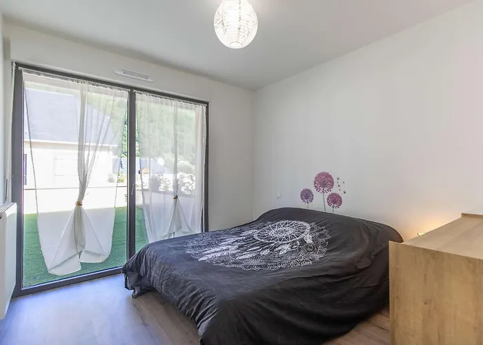 Neuf Avec 3 Chambres, Terrasse Et Parking, A 5 Min Du Centre De - Fr-1-401-298